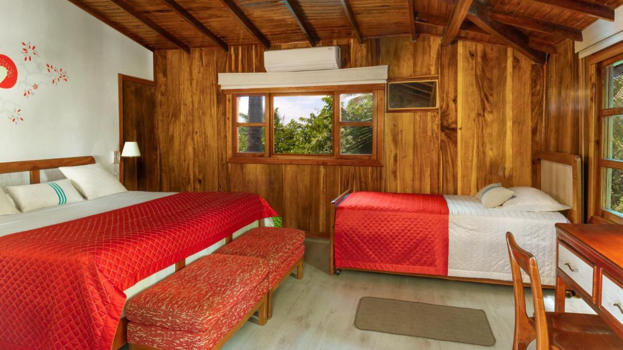 The Wooden House Hotel ปวยร์โต วิลยามิล ภายนอก รูปภาพ