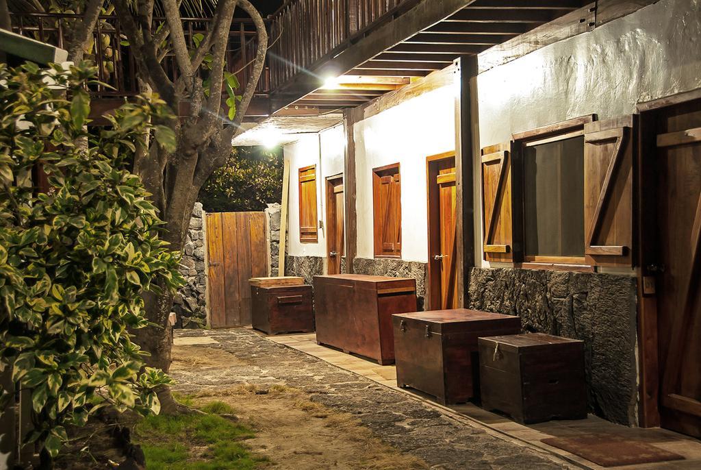 The Wooden House Hotel ปวยร์โต วิลยามิล ภายนอก รูปภาพ